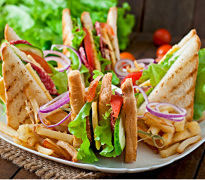 TANDOORI VEGGIE SANDWICH